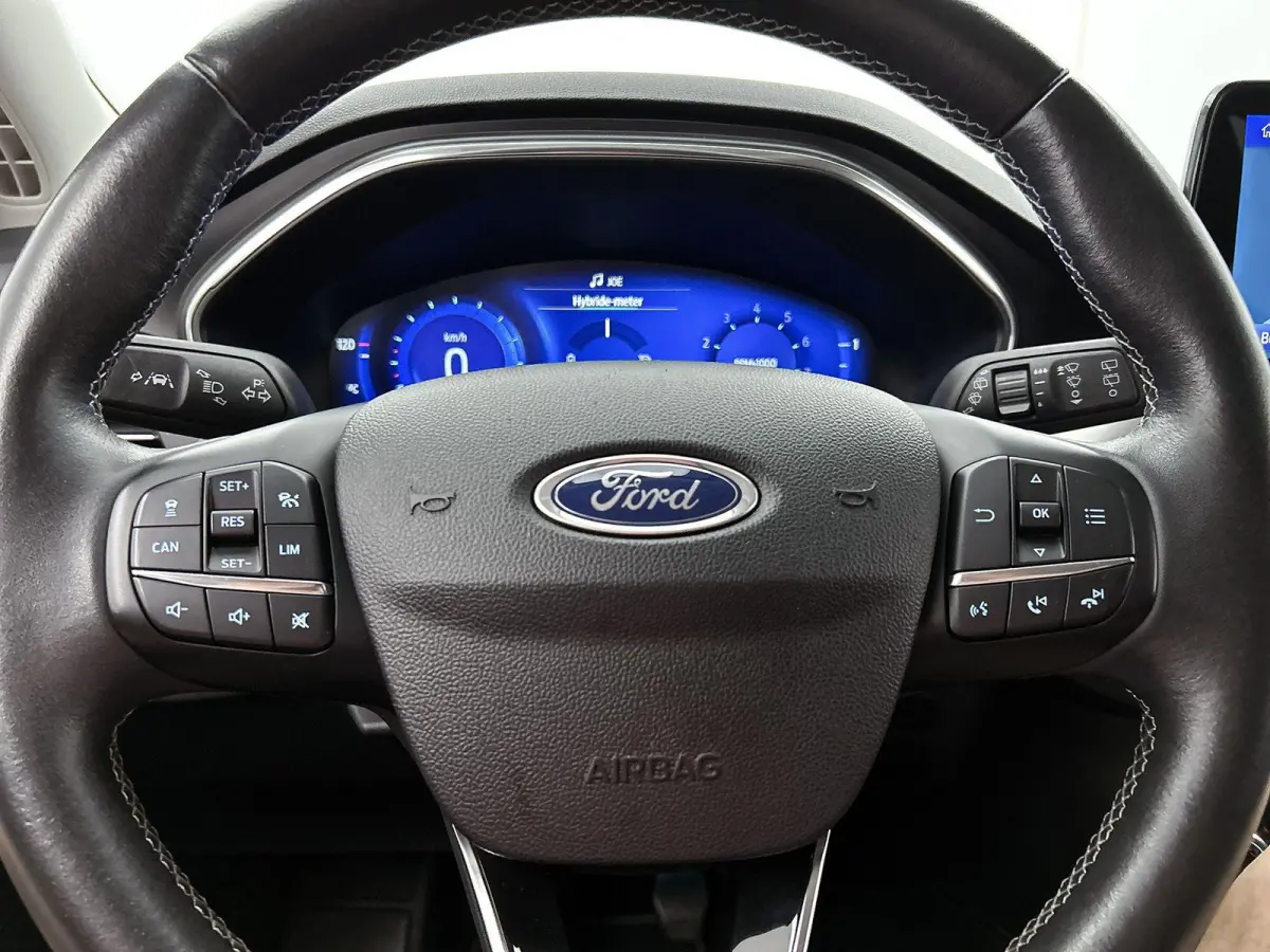 1.0 EcoBoost Hybrid Titanium X Business | ACHTERUITRIJCAMERA | NAVIGATIE | BLUETOOTH | CRUISE CONTROL | BANG & OLUFSEN | PARK ASSIST | DAB RADIO |