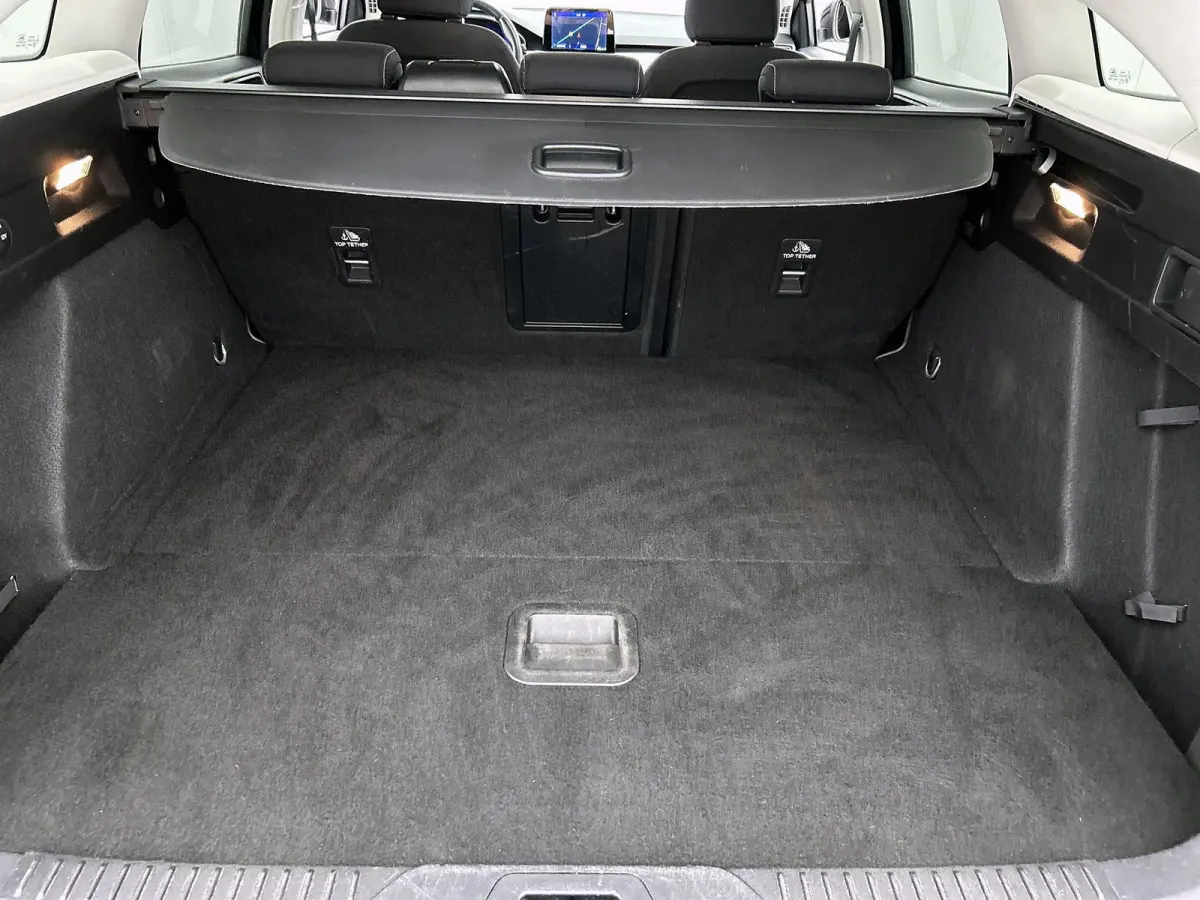 1.0 EcoBoost Hybrid Titanium X Business | ACHTERUITRIJCAMERA | NAVIGATIE | BLUETOOTH | CRUISE CONTROL | BANG & OLUFSEN | PARK ASSIST | DAB RADIO |