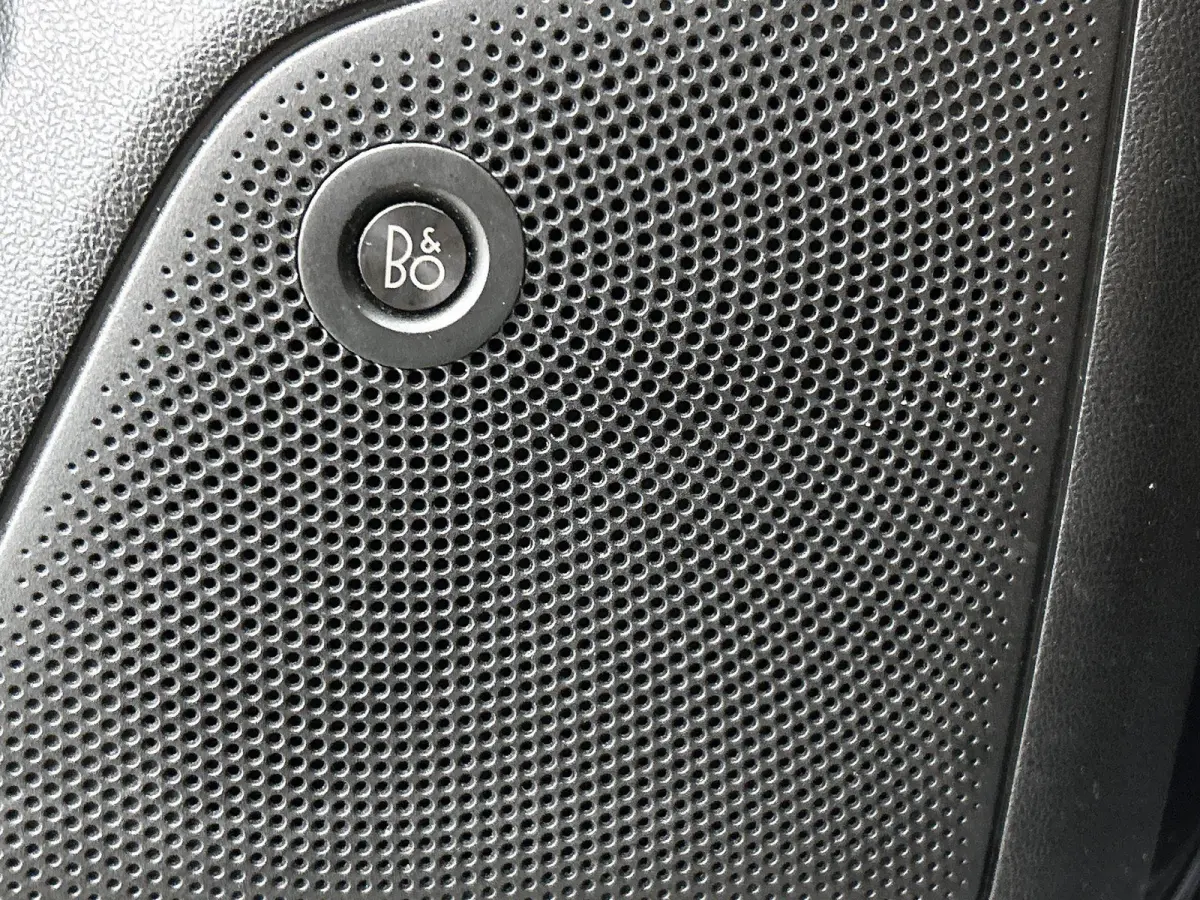 1.0 EcoBoost Hybrid Titanium X Business | ACHTERUITRIJCAMERA | NAVIGATIE | BLUETOOTH | CRUISE CONTROL | BANG & OLUFSEN | PARK ASSIST | DAB RADIO |