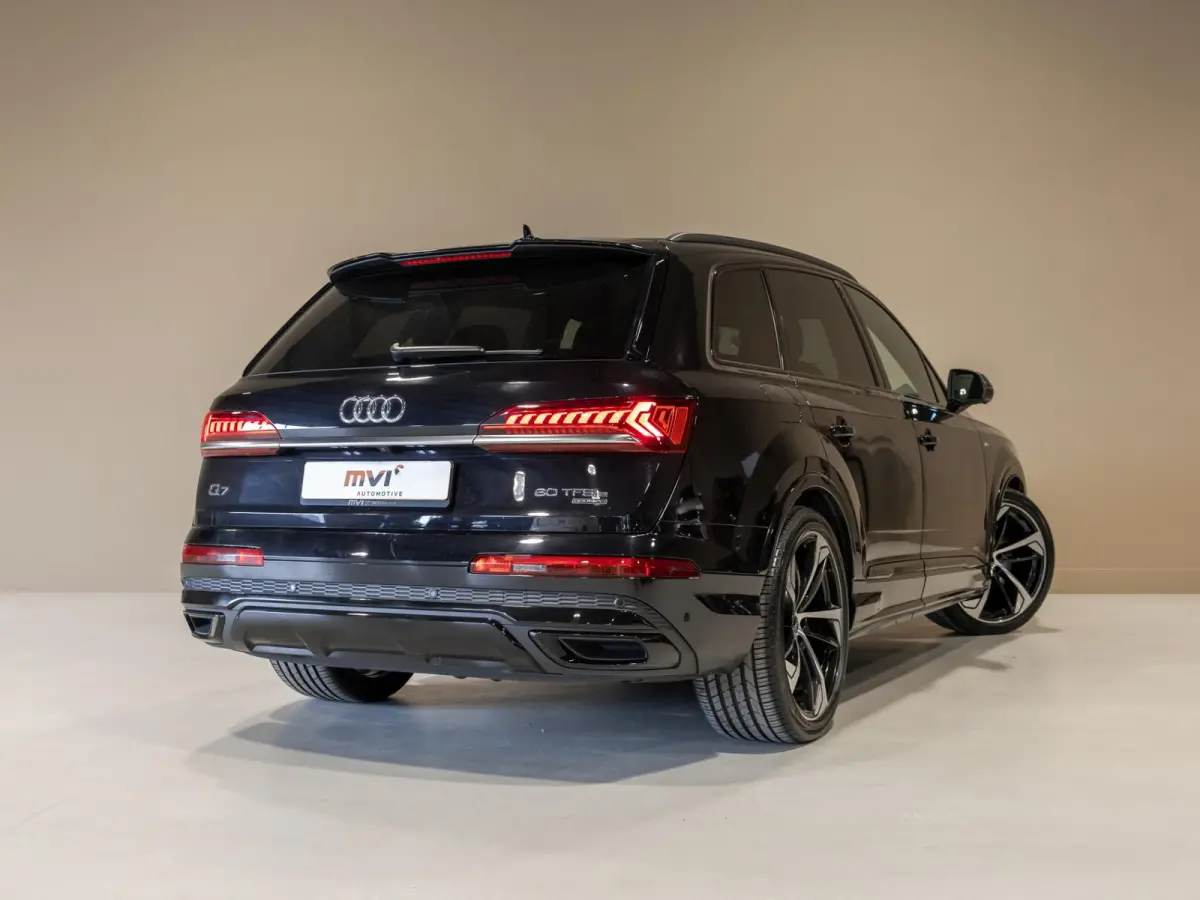 60 TFSI e quattro 2x S-Line Competition SoH 90,7% / 456pk / Rondomzicht camera / Elektrische stoelverstelling met geheugen /