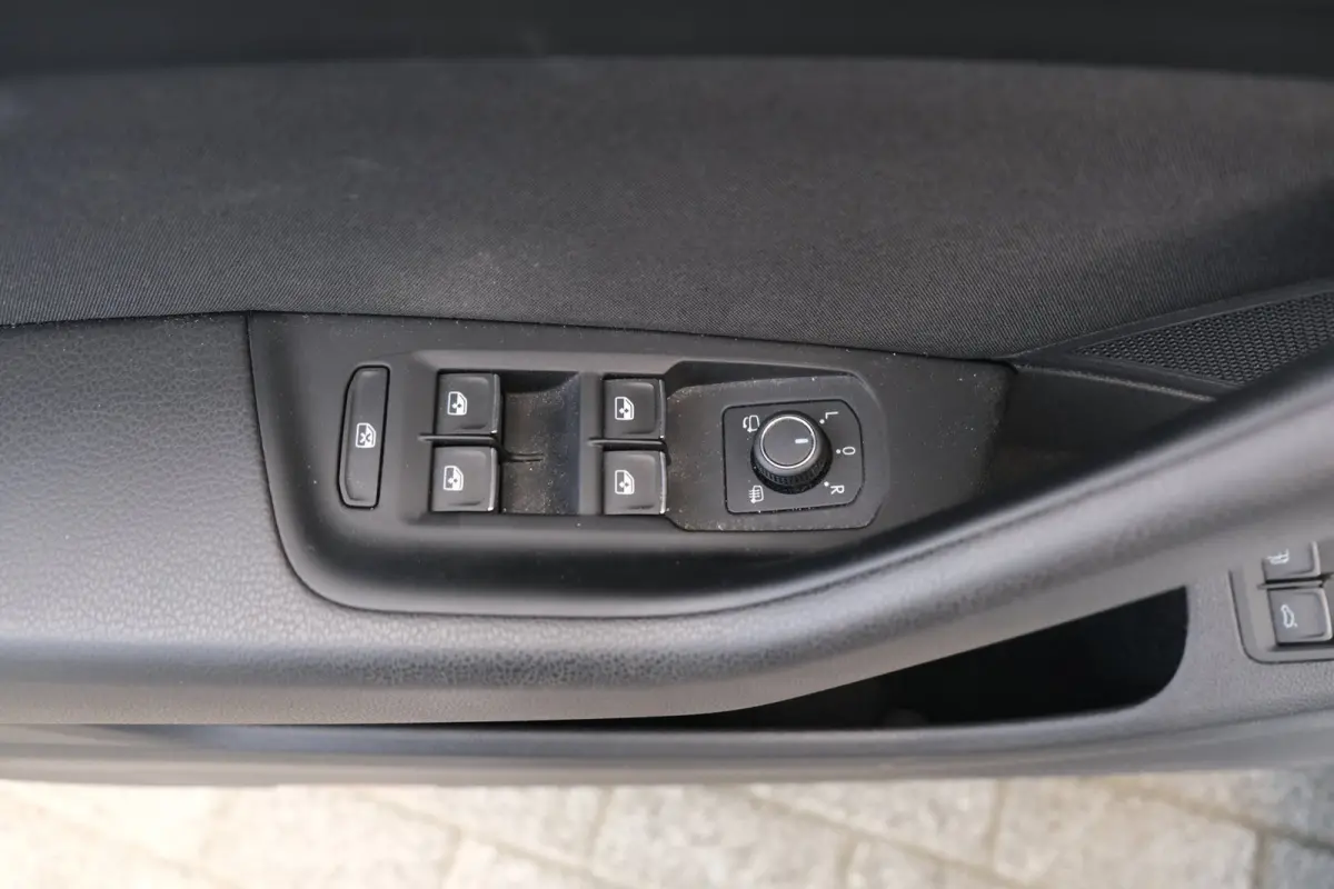 1.4 TSI PHEV GTE 218 PK Pano Trek Virtual Navi 360Cam Acc