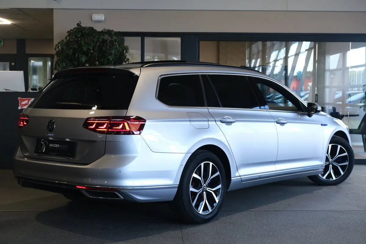 1.4 TSI PHEV GTE 218 PK Pano Trek Virtual Navi 360Cam Acc