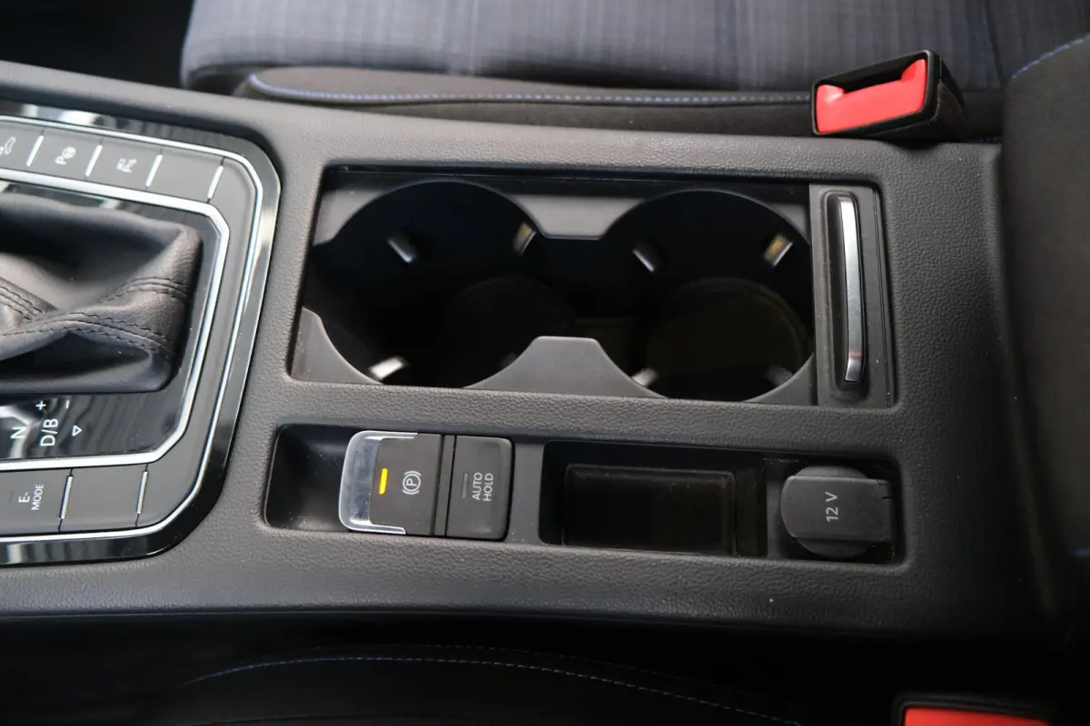 1.4 TSI PHEV GTE 218 PK Pano Trek Virtual Navi 360Cam Acc