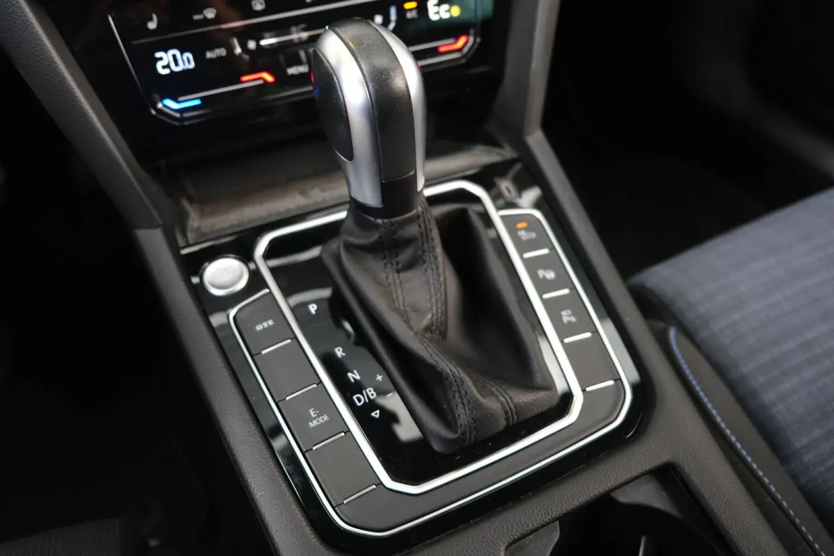 1.4 TSI PHEV GTE 218 PK Pano Trek Virtual Navi 360Cam Acc