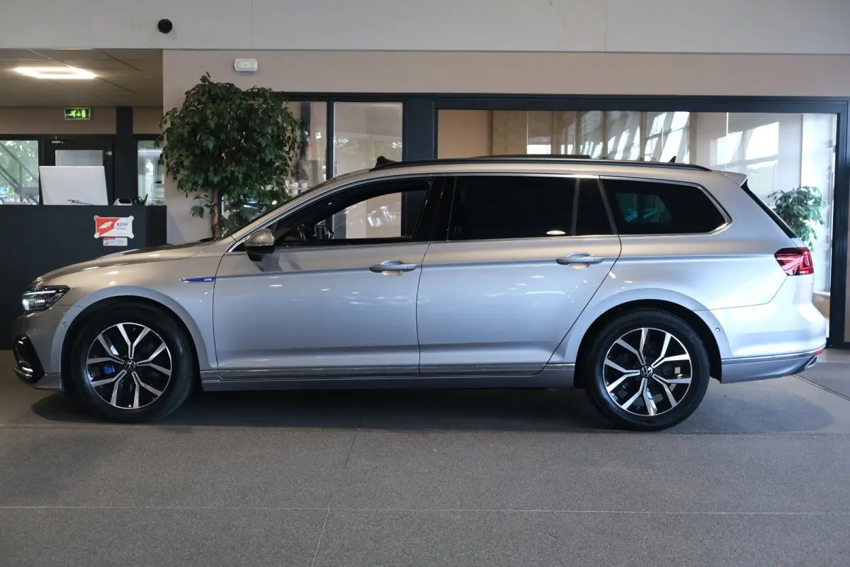 1.4 TSI PHEV GTE 218 PK Pano Trek Virtual Navi 360Cam Acc