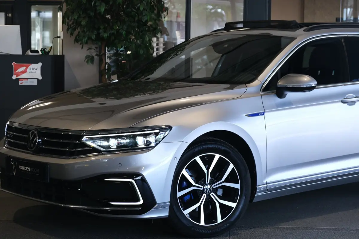 1.4 TSI PHEV GTE 218 PK Pano Trek Virtual Navi 360Cam Acc