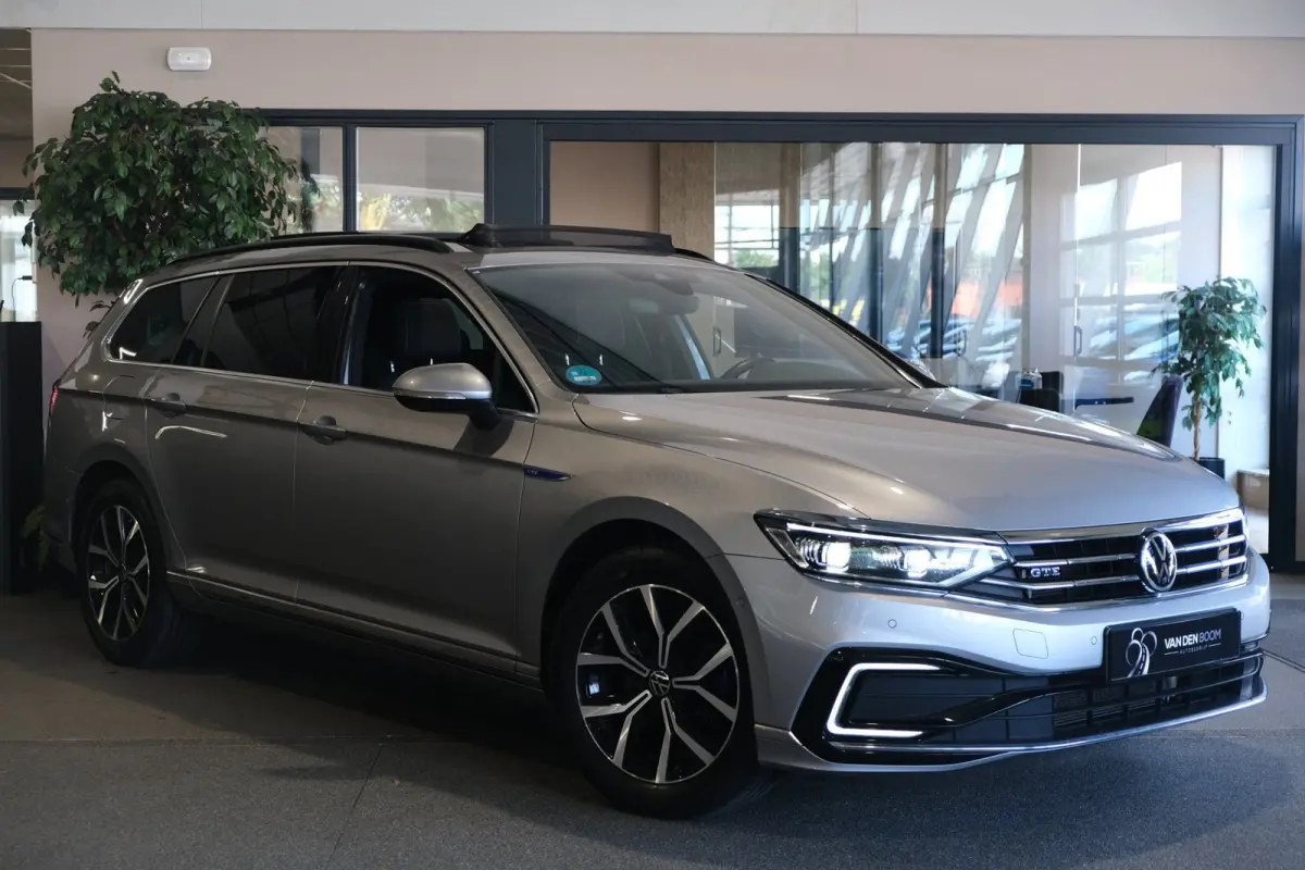 1.4 TSI PHEV GTE 218 PK Pano Trek Virtual Navi 360Cam Acc