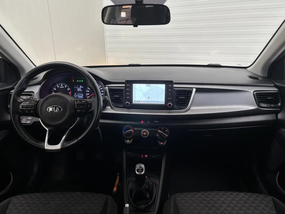 1.0 TGDI ComfortPlusLine Navigator / Carplay / Camera / Airco / NL Auto