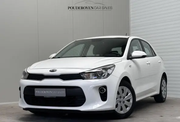1.0 TGDI ComfortPlusLine Navigator / Carplay / Camera / Airco / NL Auto
