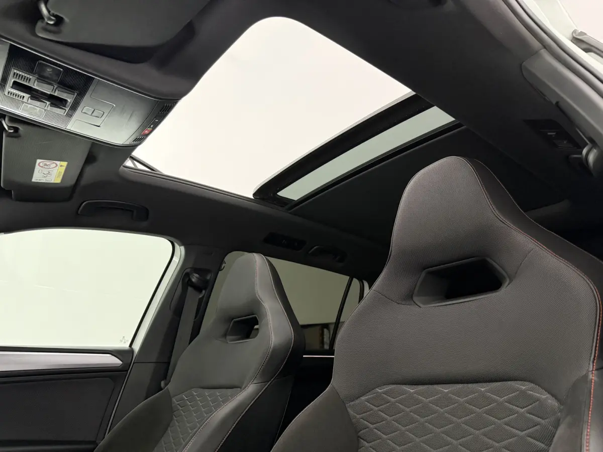 1.4 TSI e-Hybrid PHEV FR Business Intense | Pano | Memory | Virtual | 360° | Cruise | Carplay | Keyless