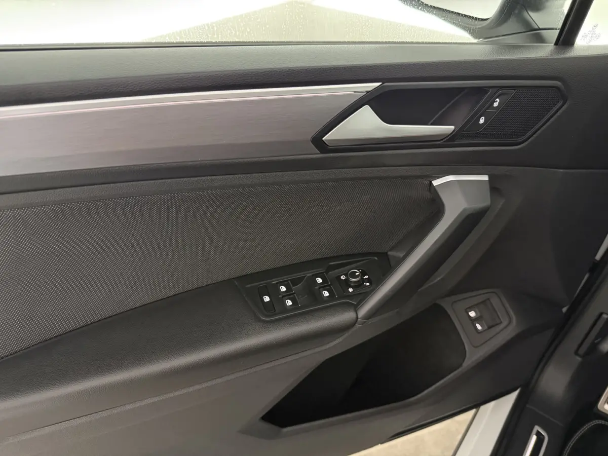 1.4 TSI e-Hybrid PHEV FR Business Intense | Pano | Memory | Virtual | 360° | Cruise | Carplay | Keyless