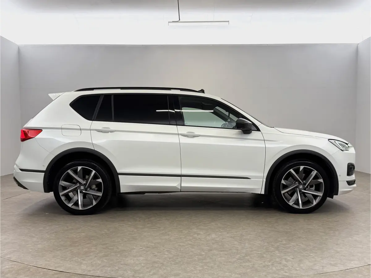 1.4 TSI e-Hybrid PHEV FR Business Intense | Pano | Memory | Virtual | 360° | Cruise | Carplay | Keyless