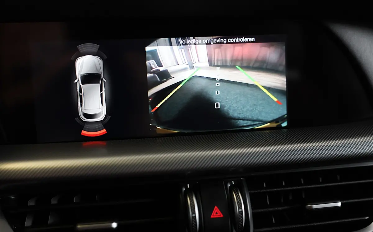 2.0 T AWD Veloce / Cognac Leder / Acc / Lane Assist / Memory / Elek Stoelen / Navi / Camera / 20 Inch