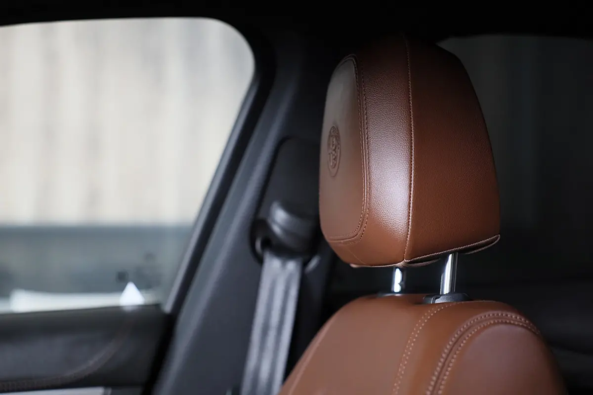 2.0 T AWD Veloce / Cognac Leder / Acc / Lane Assist / Memory / Elek Stoelen / Navi / Camera / 20 Inch