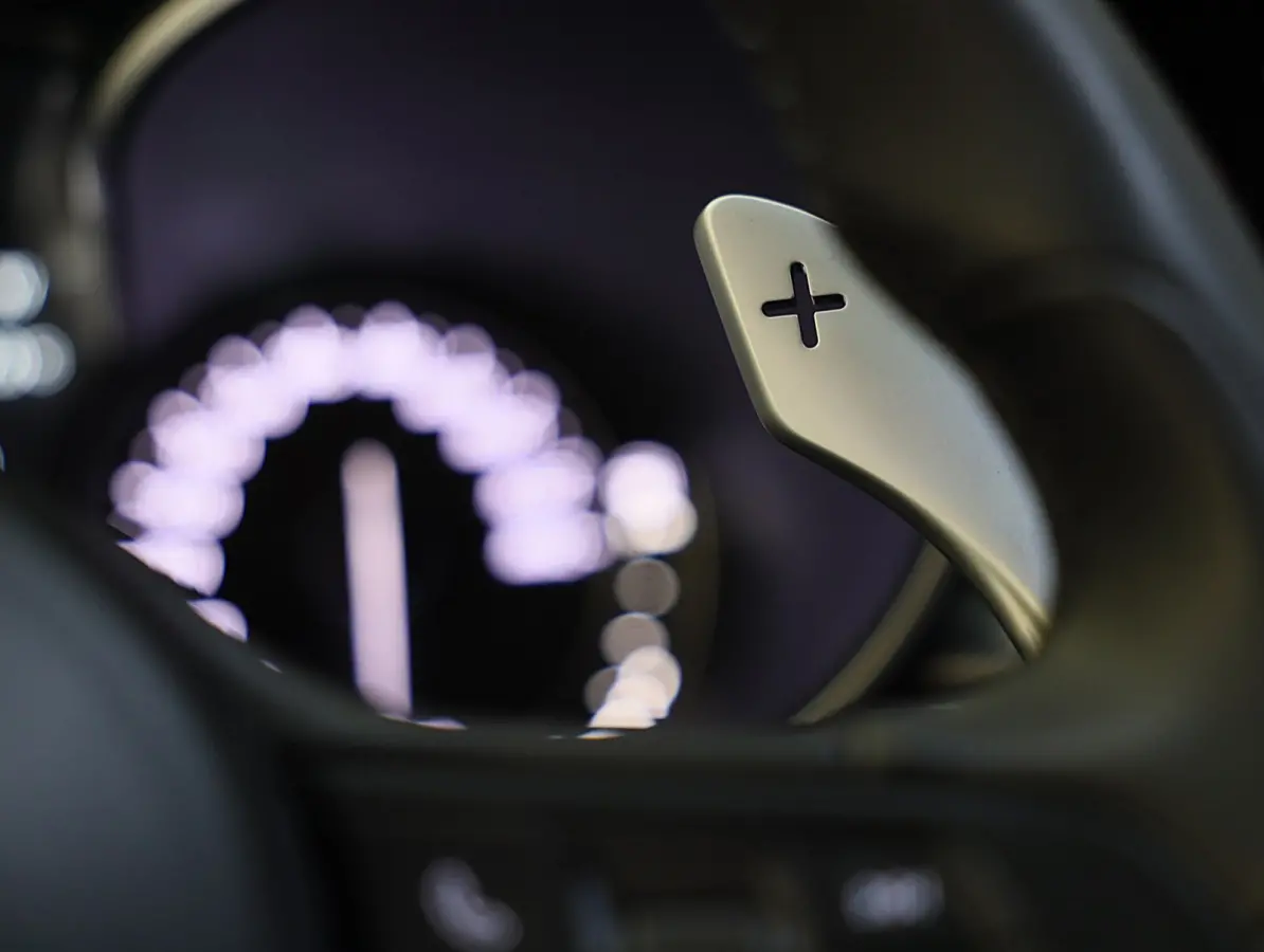 2.0 T AWD Veloce / Cognac Leder / Acc / Lane Assist / Memory / Elek Stoelen / Navi / Camera / 20 Inch