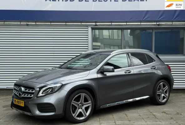 180 Business Solution AMG l Facelift l Camera l Navi l Xenon l VDOH l