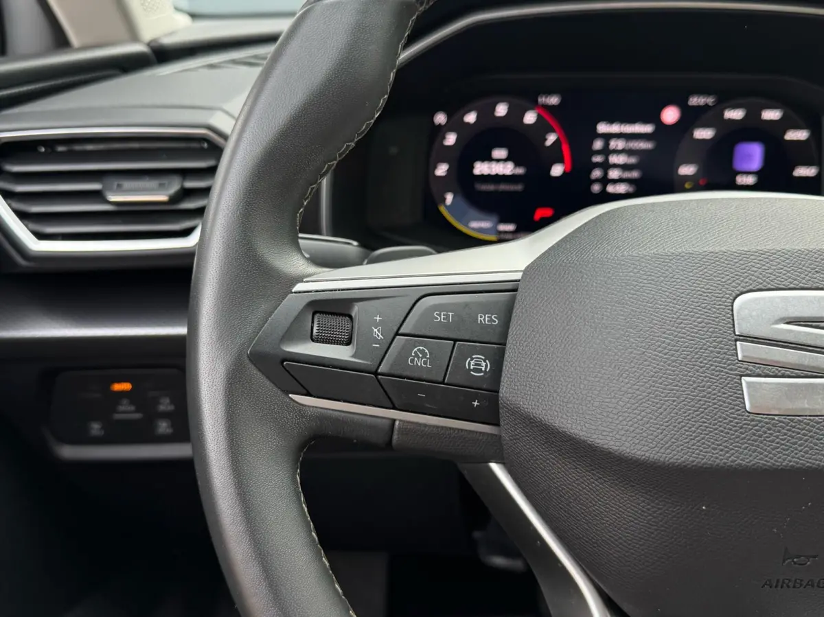 1.5 eTSI Style | Digital cockpit | Carplay | LED | Cruise | Navigatie | DAB | Climate | Sensoren