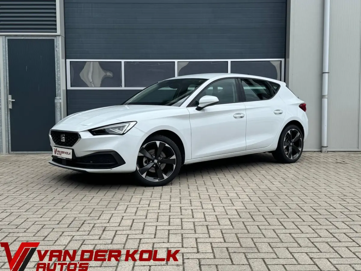1.5 eTSI Style | Digital cockpit | Carplay | LED | Cruise | Navigatie | DAB | Climate | Sensoren