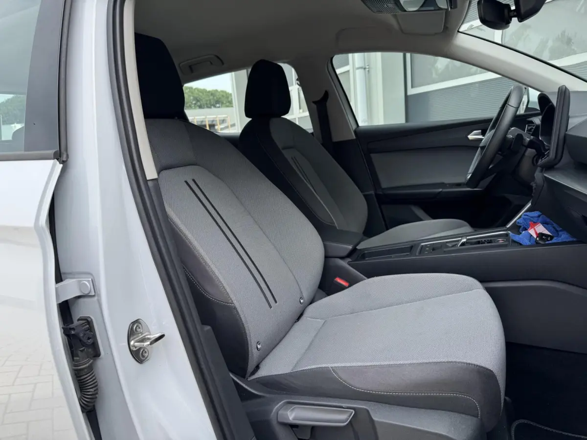 1.5 eTSI Style | Digital cockpit | Carplay | LED | Cruise | Navigatie | DAB | Climate | Sensoren