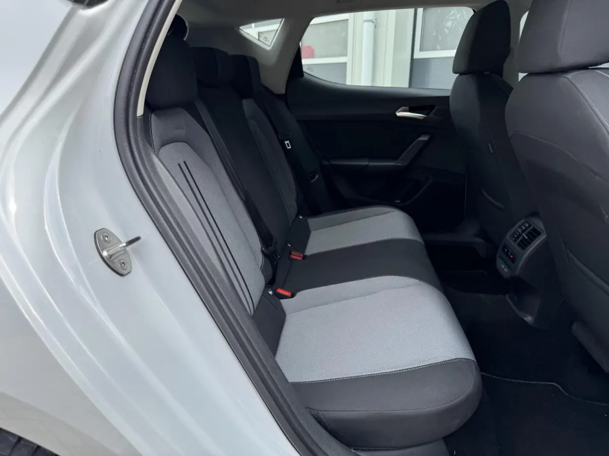 1.5 eTSI Style | Digital cockpit | Carplay | LED | Cruise | Navigatie | DAB | Climate | Sensoren