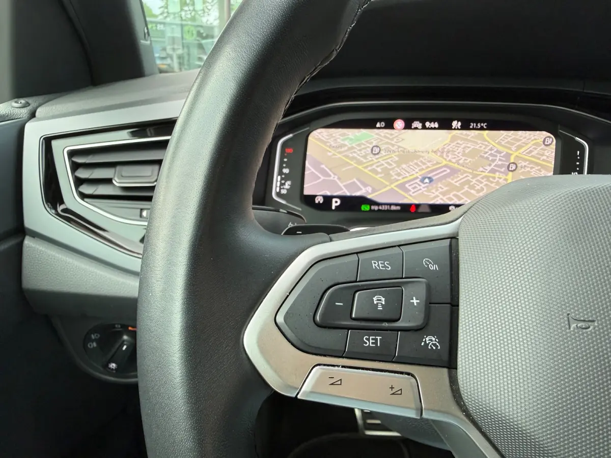 1.0 TSI R-Line - Automaat - Navi - Camera - LED - Climate - Org.nl