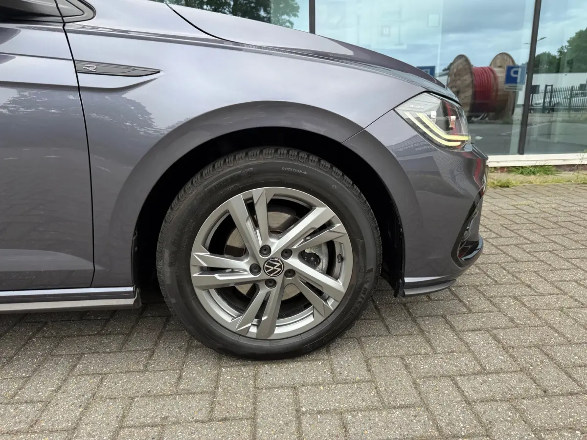 1.0 TSI R-Line - Automaat - Navi - Camera - LED - Climate - Org.nl