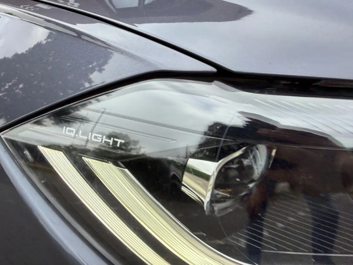 1.0 TSI R-Line - Automaat - Navi - Camera - LED - Climate - Org.nl