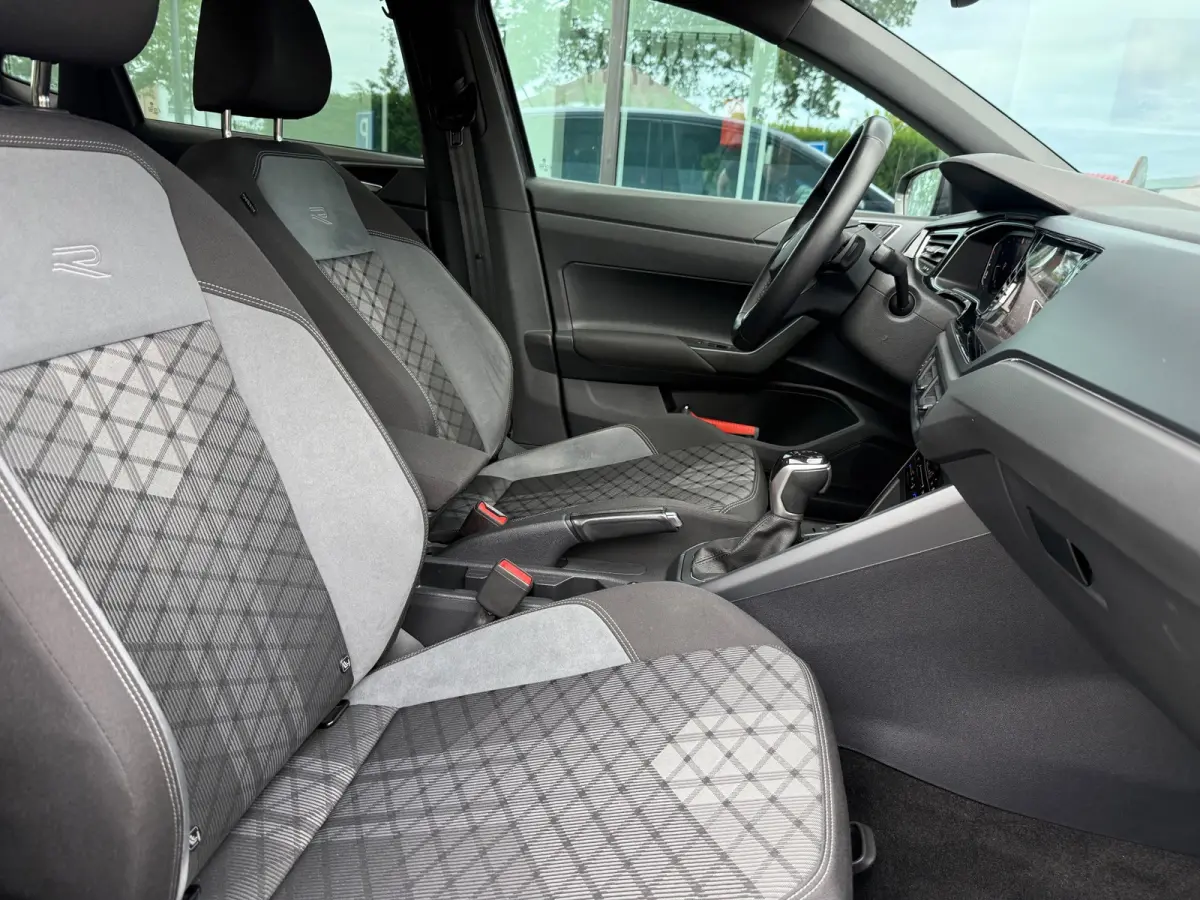 1.0 TSI R-Line - Automaat - Navi - Camera - LED - Climate - Org.nl