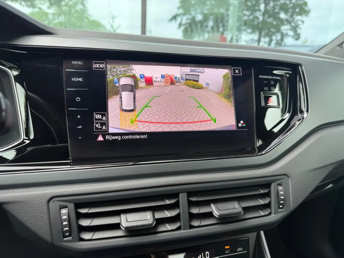 1.0 TSI R-Line - Automaat - Navi - Camera - LED - Climate - Org.nl