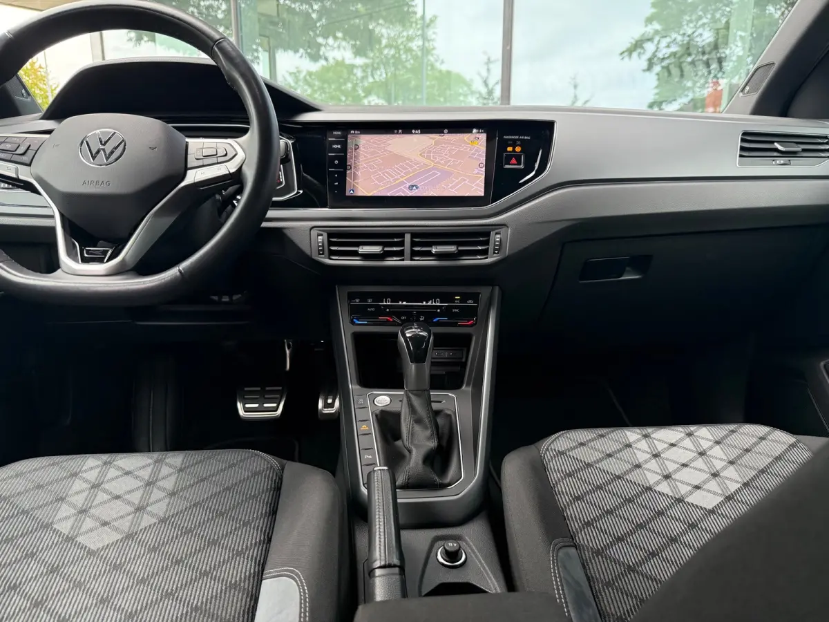 1.0 TSI R-Line - Automaat - Navi - Camera - LED - Climate - Org.nl