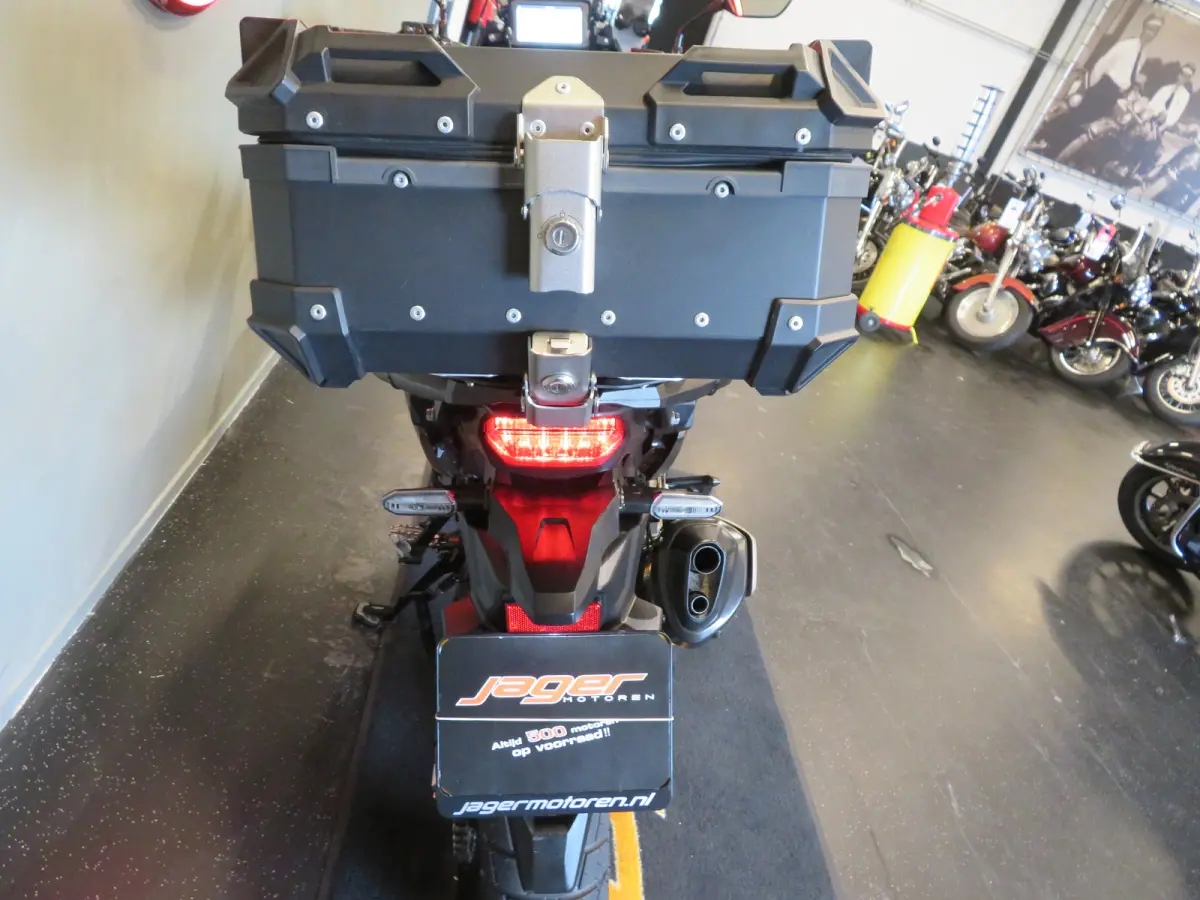 CRF 1100 DCT AFRICA TWIN TOP!