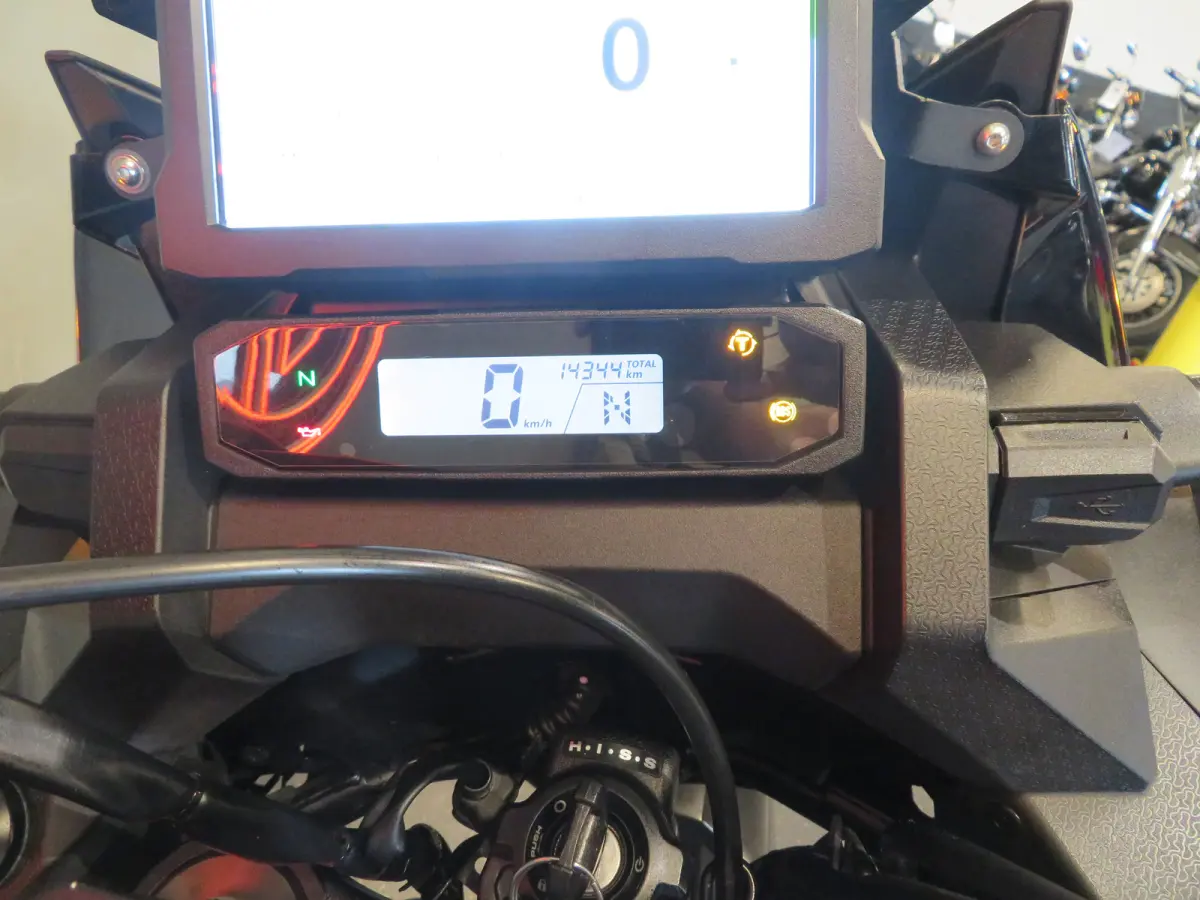 CRF 1100 DCT AFRICA TWIN TOP!