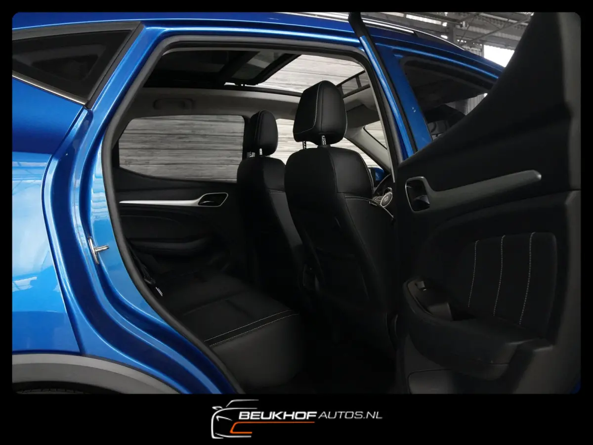 MG Luxury 45 kWh Panorama Leer Led Camera Soh89%