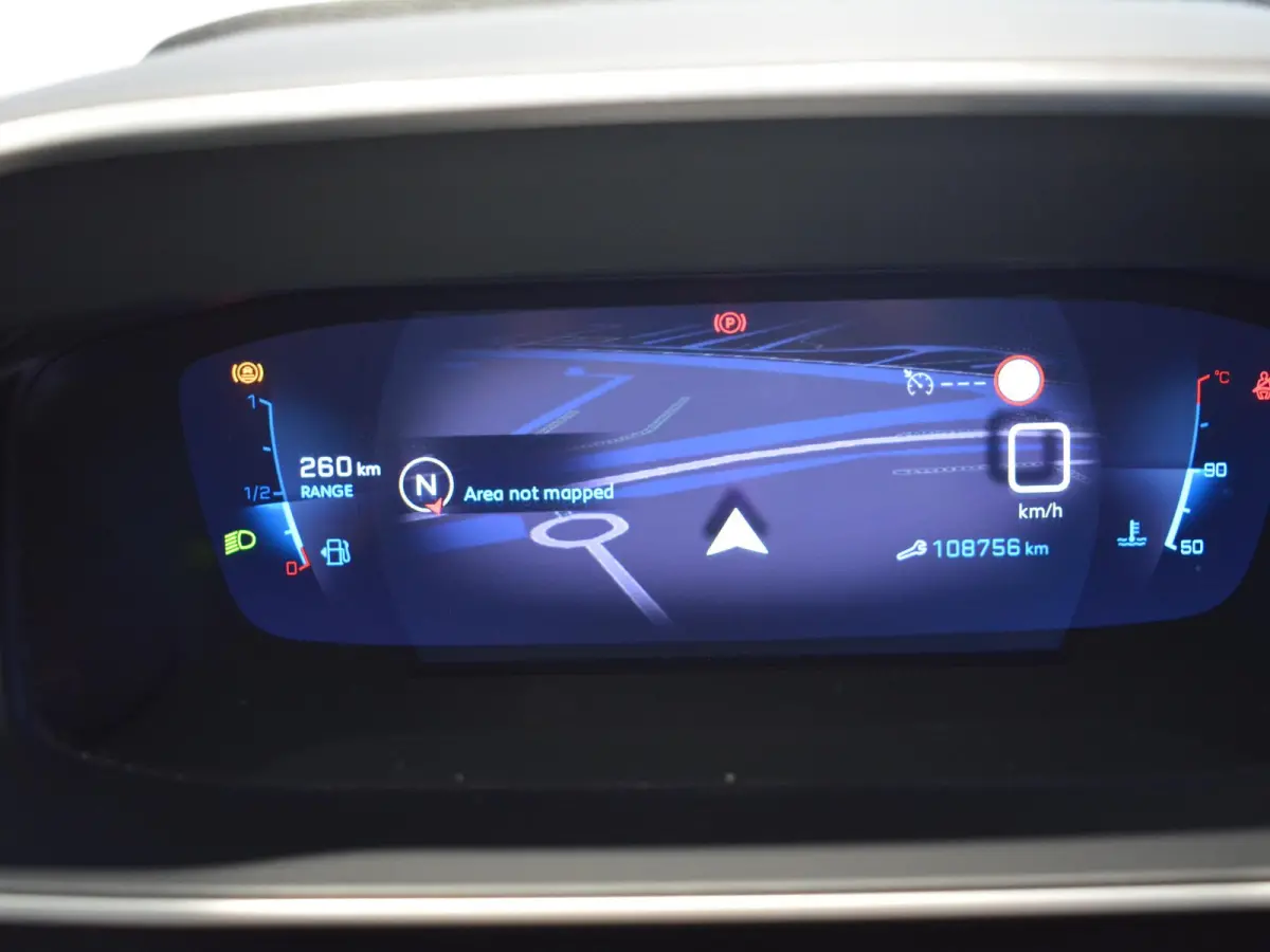 1.2 PureTech Allure Pack | 100pk | Navigatie | 3D i-Cockpit | Climate Control | Keyless Start & Entry |