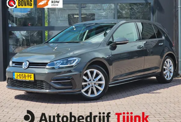 1.5 TSI Highline Business R | Automaat | LED | Trekhaak | Navi | Stoelverwarming | All-seasons | PDC |