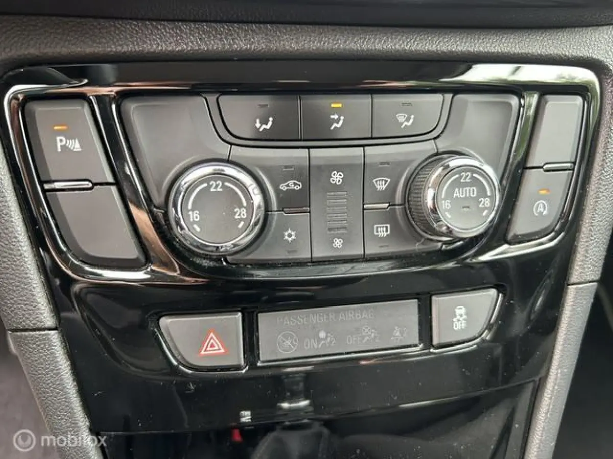 1.4 Turbo Innovation * NAVIGATIE * AIRCO *
