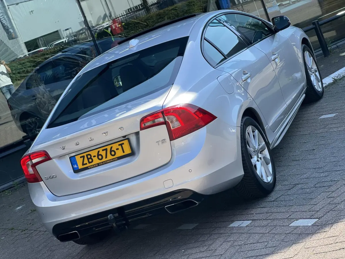 1.5 T2 Polar+ Dynamic Airco Cruise Dak Leder NAP