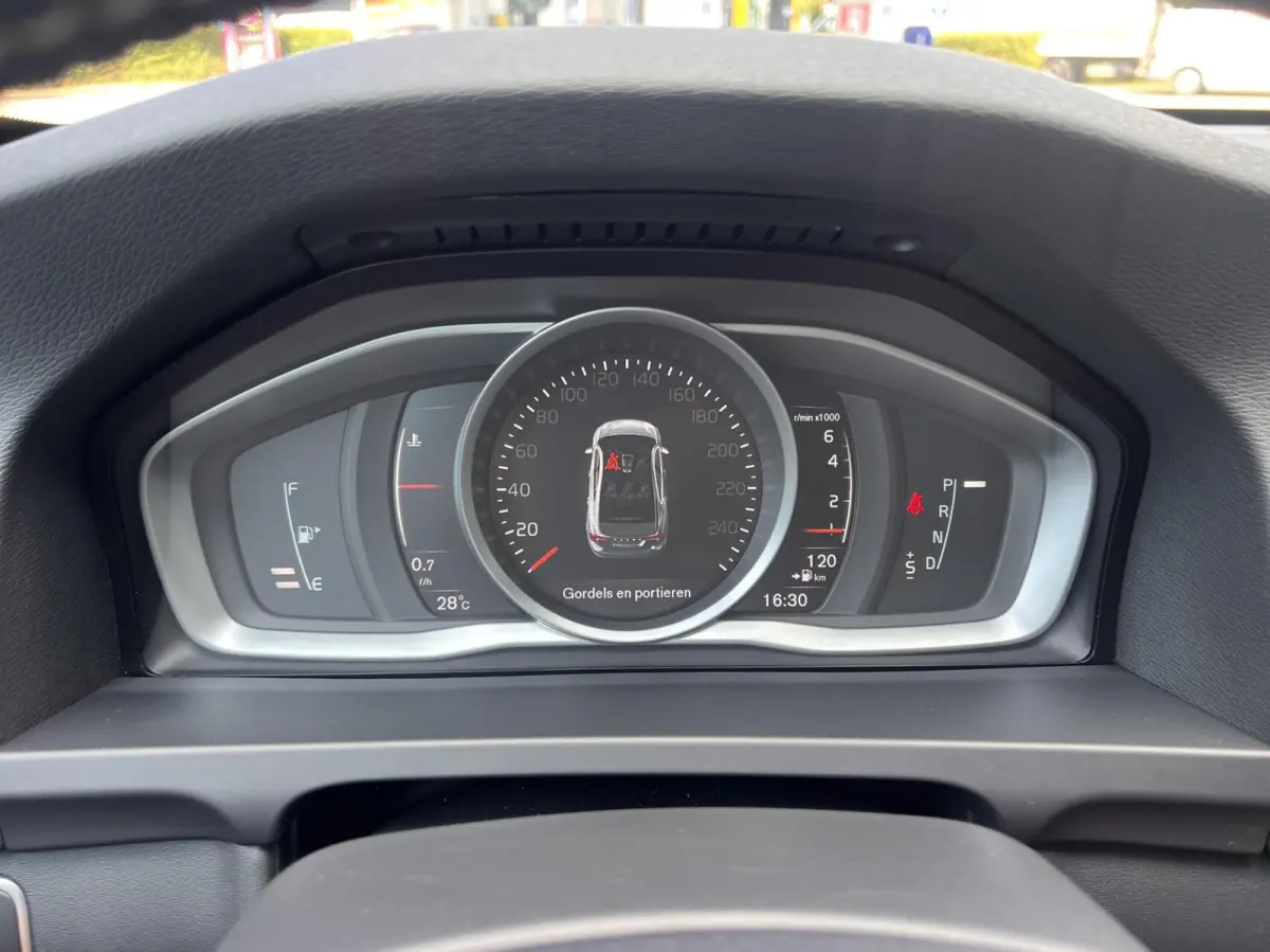 1.5 T2 Polar+ Dynamic Airco Cruise Dak Leder NAP