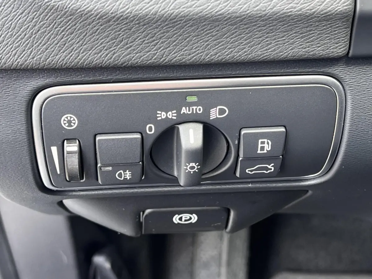 1.5 T2 Polar+ Dynamic Airco Cruise Dak Leder NAP