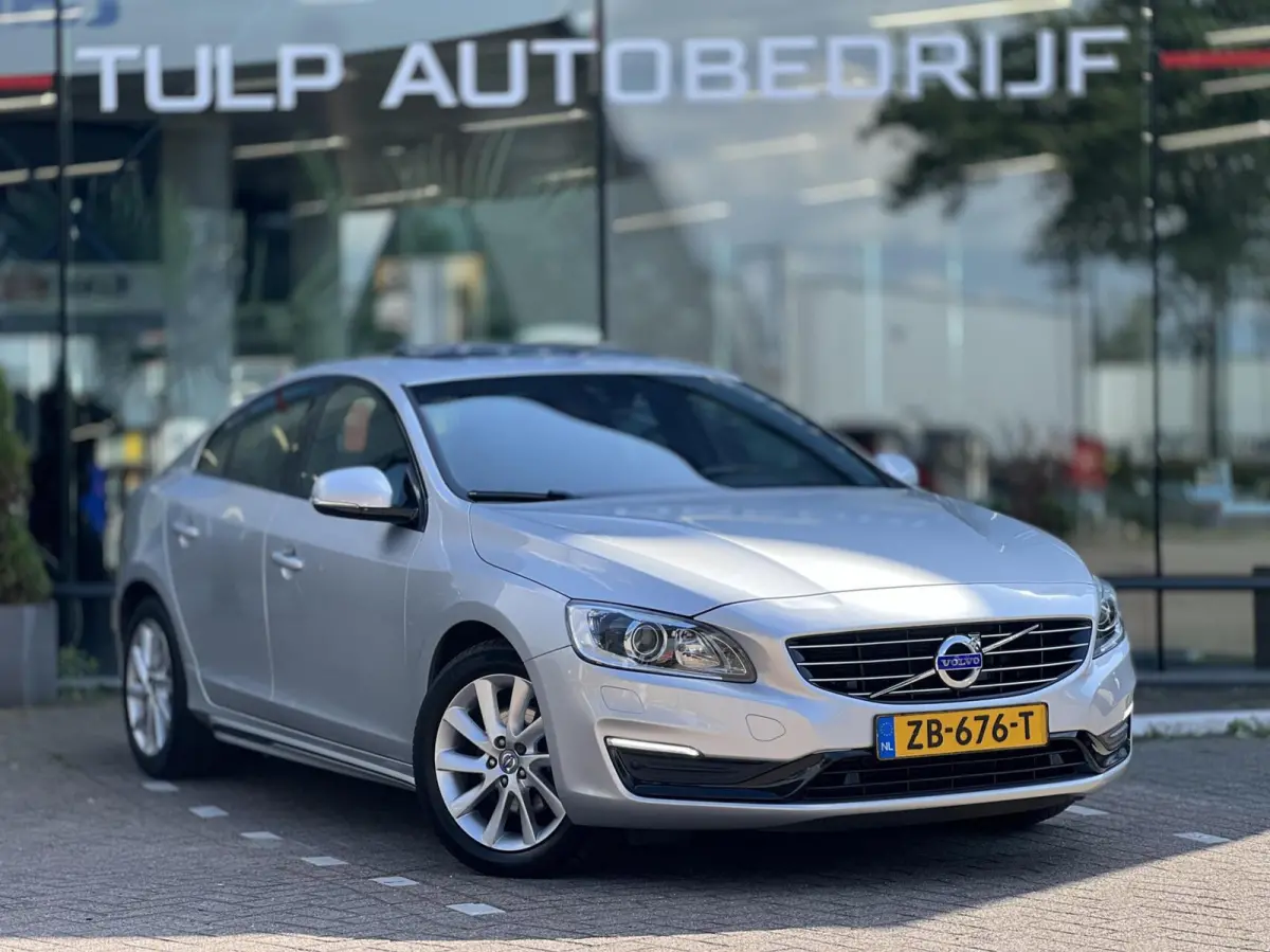 1.5 T2 Polar+ Dynamic Airco Cruise Dak Leder NAP