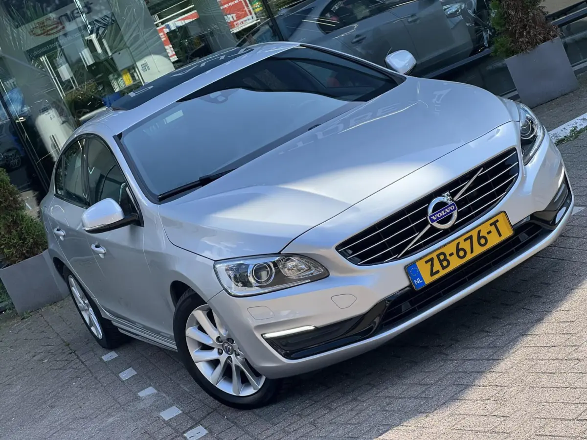 1.5 T2 Polar+ Dynamic Airco Cruise Dak Leder NAP