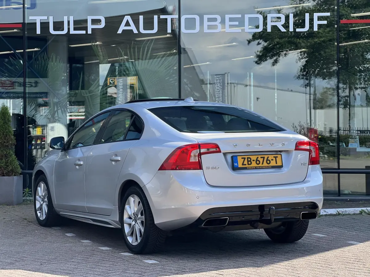 1.5 T2 Polar+ Dynamic Airco Cruise Dak Leder NAP