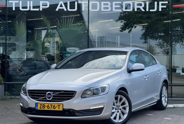 1.5 T2 Polar+ Dynamic Airco Cruise Dak Leder NAP