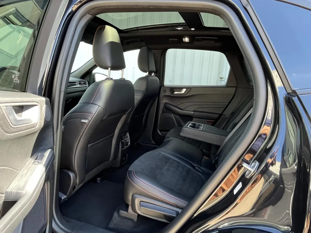 2.5 PHEV ST-Line | Voll.Historie/Navi/Adapt.Cruise/Pano.Dak/Elektr.Trekhaak/20"/Apple Carplay-Android Auto