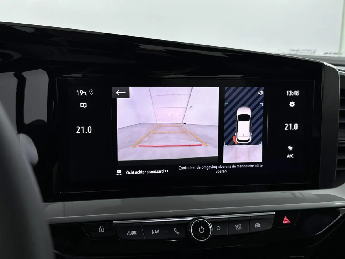 EV 50kWh 136pk Elegance | Accu 98% | Navigatie | Achteruitrijcamera | Climate Control