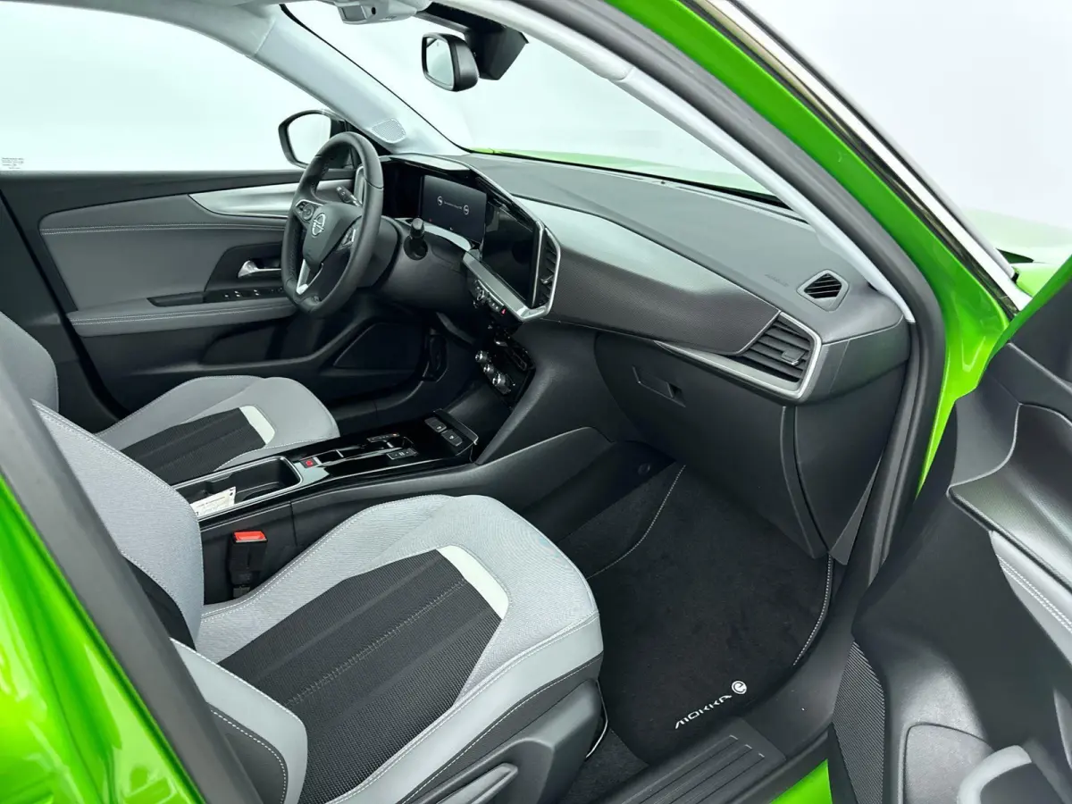 EV 50kWh 136pk Elegance | Accu 98% | Navigatie | Achteruitrijcamera | Climate Control
