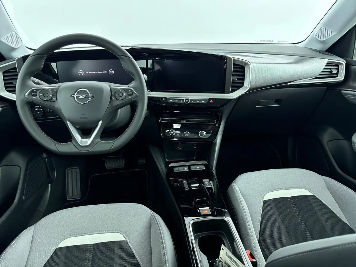 EV 50kWh 136pk Elegance | Accu 98% | Navigatie | Achteruitrijcamera | Climate Control