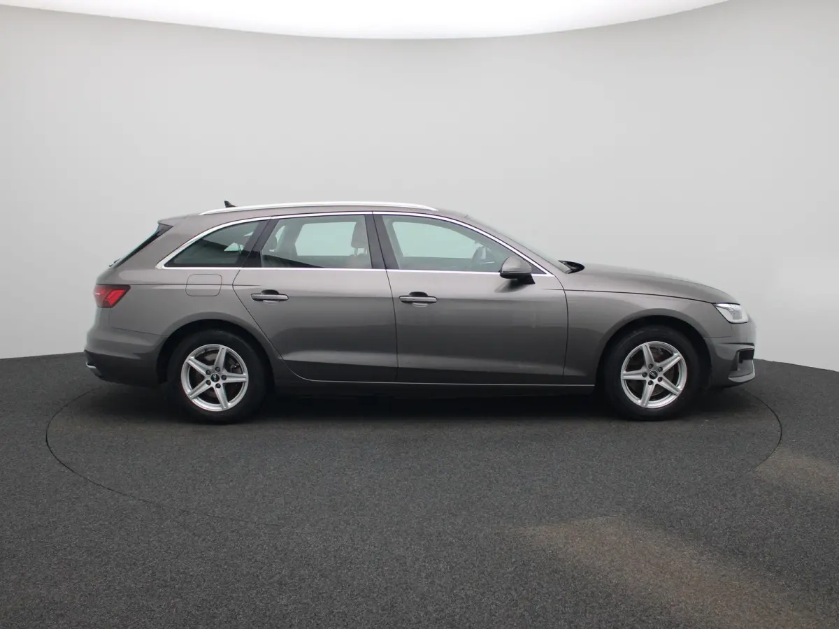 2.0 30 TDI S tronic Attraction AUTOMAAT | VIRTUEEL | LEDER | NAVIGATIE | ELEKTRISCHE KOFFERKLEP | LED | KEYLES | PDC | STOELVERWARMING | CLIMA | CRUISE | DAB | 12 MAANDEN BOVAG GARANTIE |