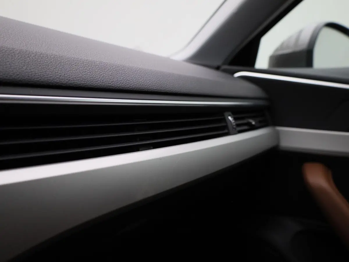 2.0 30 TDI S tronic Attraction AUTOMAAT | VIRTUEEL | LEDER | NAVIGATIE | ELEKTRISCHE KOFFERKLEP | LED | KEYLES | PDC | STOELVERWARMING | CLIMA | CRUISE | DAB | 12 MAANDEN BOVAG GARANTIE |