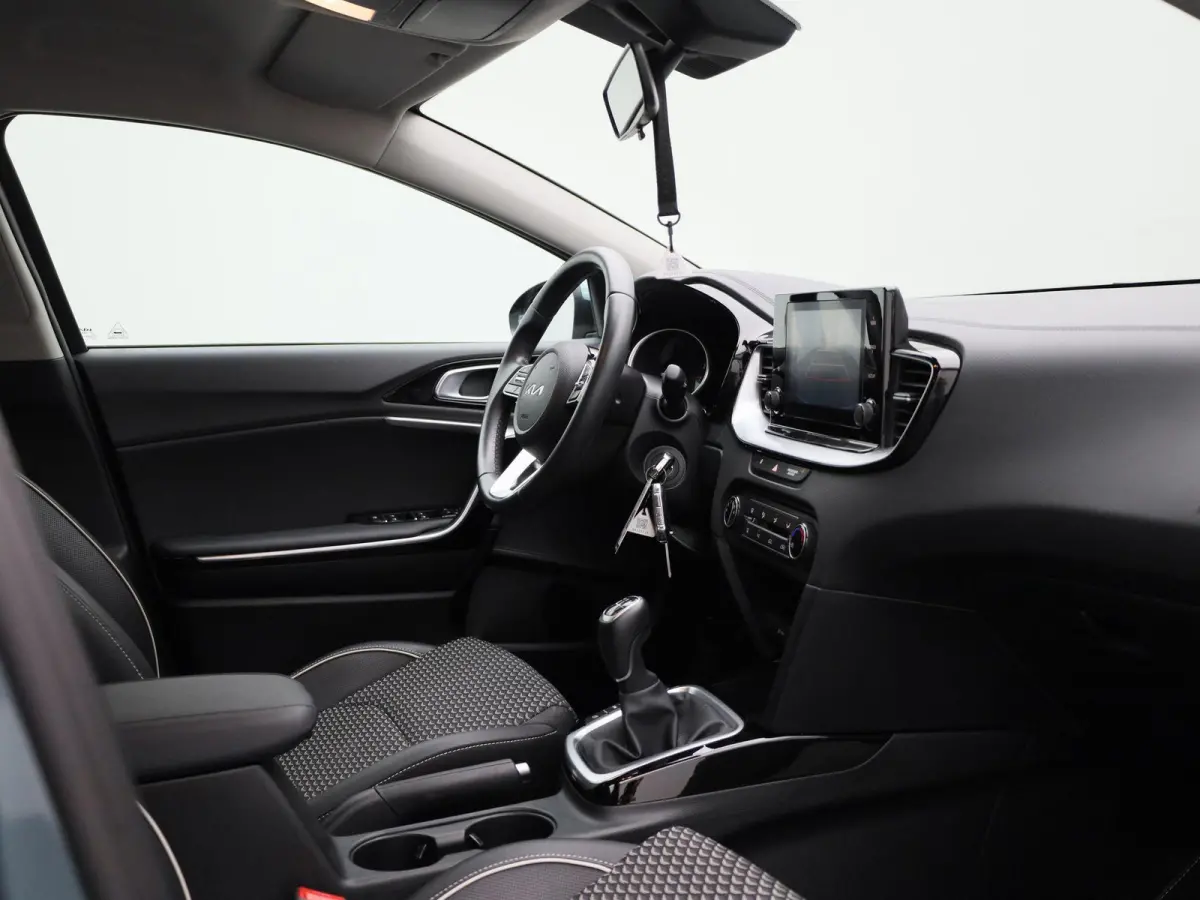 cee'd Pulse 1.0 T-GDi 120 ISG CAMERA | CRUISE | APPLE CARPLAY | HALF-LEER | PDC | LMV | AIRCO | 12 MAANDEN BOVAG GARANTIE |